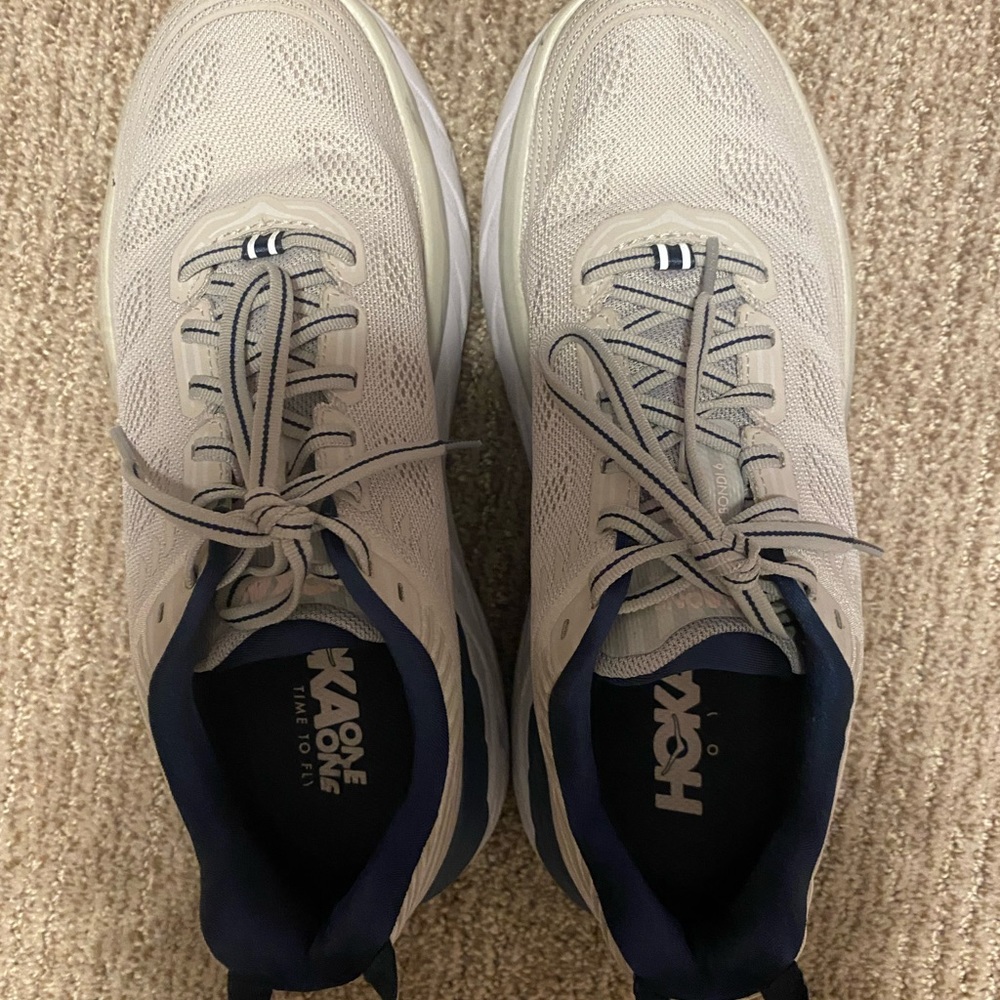 HOKA ONE ONE Bondi 6